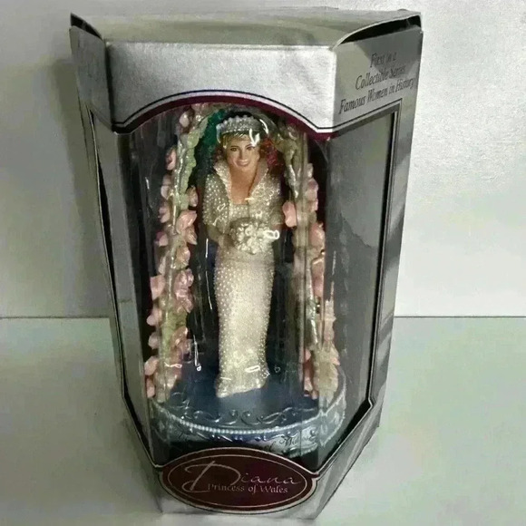 1998 Heirloom Collection 10th Anniversary Princess Diana Of Wales Ornament - Picture 1 of 5
